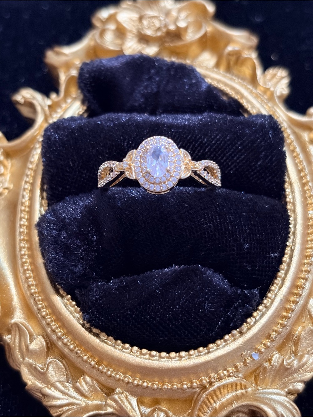 Elegant Gold Halo Oval Cubic Zirconia Ring - Gold